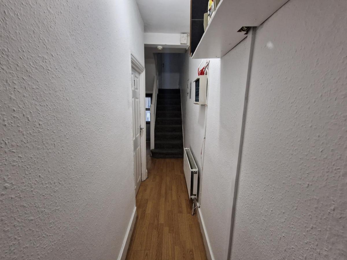 City Budget Guesthouse Londen Buitenkant foto